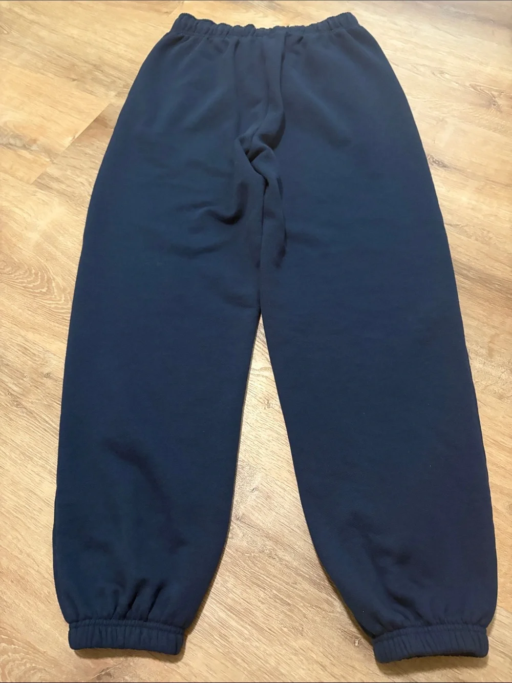 ALO Yoga Accolade Sweatpant Navy Medium $138 Rt